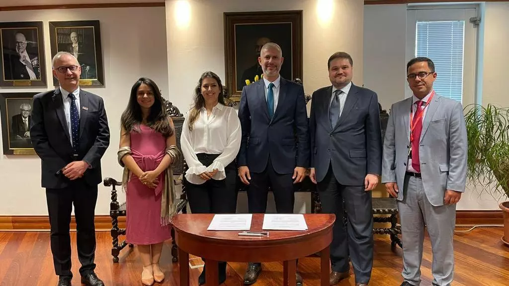 new international cooperation  lac and capes  brazil